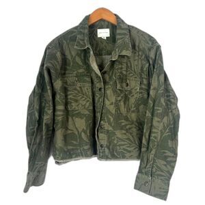 American Eagle Army Green Cropped Cotton Jacket Size Medium Foliage Print